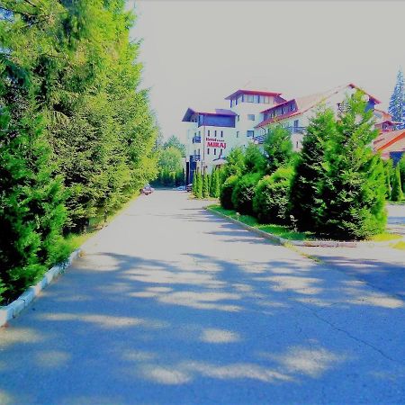 Hotel Miraj - Restaurant & Sauna & Biliard Poiana Brasov Exterior photo