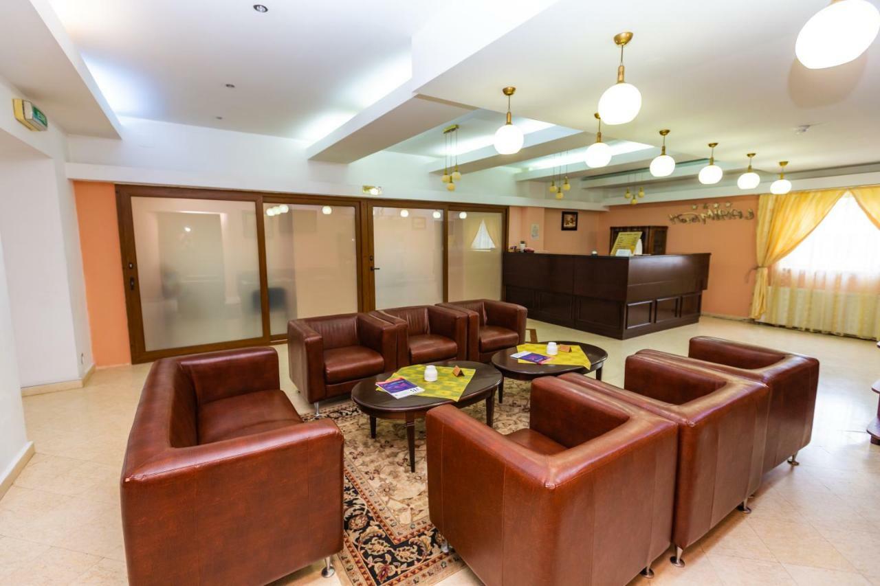 Hotel Miraj - Restaurant & Sauna & Biliard Poiana Brasov Exterior photo